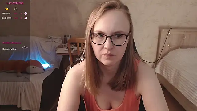 Snapshot of Agatha_Mott chatting on 09-30-25, 05:12 Agatha Mott online show from 09-30-25, 05:12