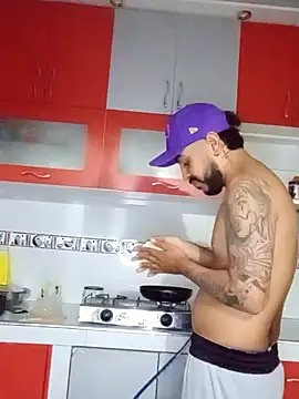 Snapshot of Elgroney23 chatting on 03-26-26, 07:14 Elgroney23 online show from 03-26-26, 07:14