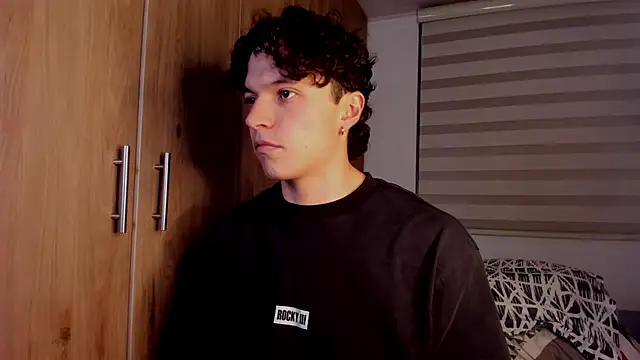 Snapshot of Mastrangelo_xxx chatting on 01-10-26, 05:09 Mastrangelo xxx online show from 01-10-26, 05:09