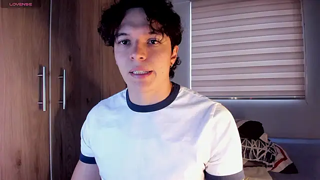 Mastrangelo xxx online show from 03-27-26, 10:53