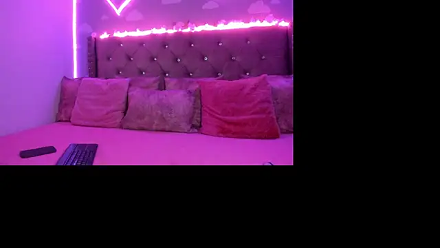 jynxmazee online show from 02-13-25, 05:37