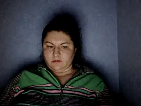 KiraSwee online show from 12-15-24, 06:59