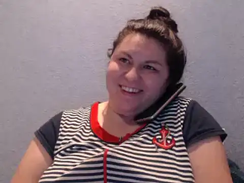 KiraSwee online show from 01-29-25, 06:18