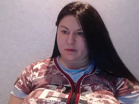 KiraSwee online show from 02-27-25, 05:58