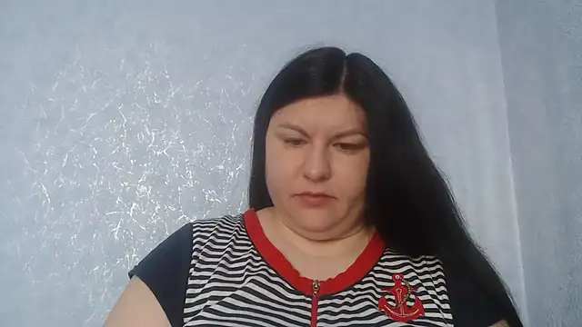 KiraSwee online show from 01-12-26, 07:24