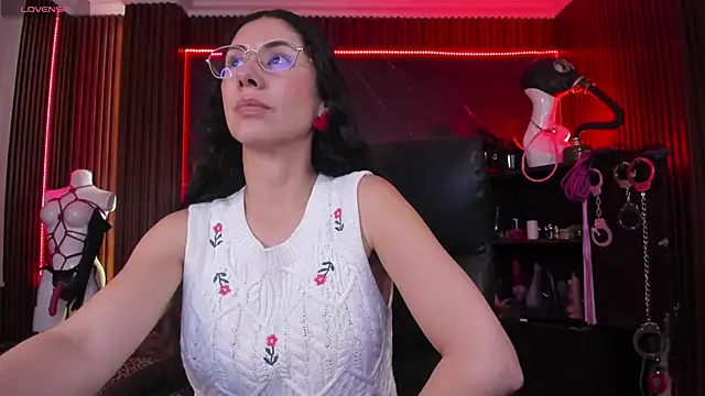 XiaQueen online show from 11-29-25, 08:34