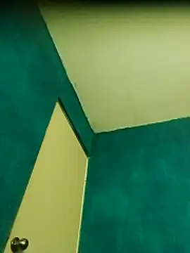 Snapshot of 1Dseralmora2 chatting on 10-28-25, 03:04 1Dseralmora2 online show from 10-28-25, 03:04