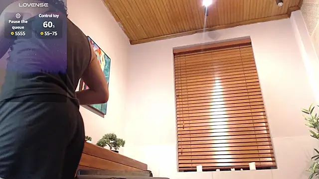 Gabriell ramirez online show from 02-17-25, 03:47