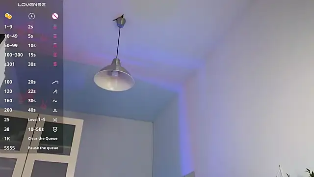 Snapshot of elliefrost chatting on 02-05-25, 03:34 elliefrost online show from 02-05-25, 03:34