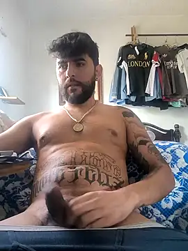 Snapshot of dickman10 chatting on 03-06-26, 10:28 dickman10 online show from 03-06-26, 10:28