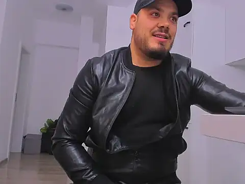 ZackMasterss online show from 11-13-25, 01:26