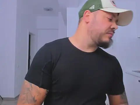 ZackMasterss online show from 11-13-25, 11:25