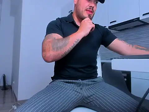 ZackMasterss online show from 05-11-26, 11:02