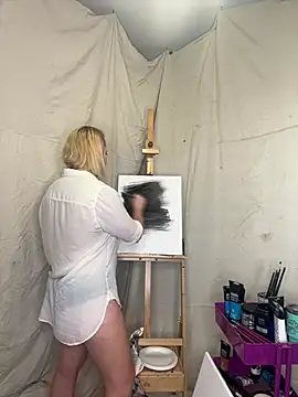 Trixiekittycutie online show from 02-03-25, 09:07