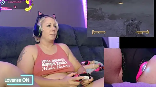Trixiekittycutie online show from 09-19-25, 06:52