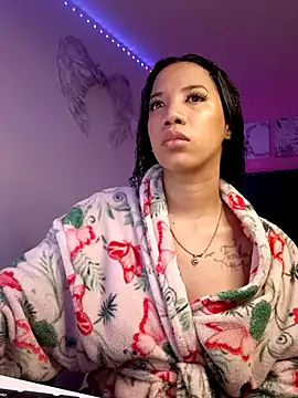 SallyWhitee online show from 01-07-26, 04:37