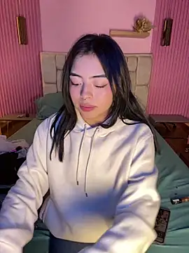 Snapshot of Valu_euphoria chatting on 02-08-25, 06:12 Valu euphoria online show from 02-08-25, 06:12