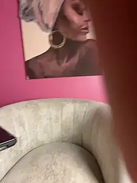 Snapshot of Valu_euphoria chatting on 03-22-25, 07:20 Valu euphoria online show from 03-22-25, 07:20