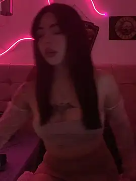 Snapshot of Valu_euphoria chatting on 01-13-26, 06:24 Valu euphoria online show from 01-13-26, 06:24