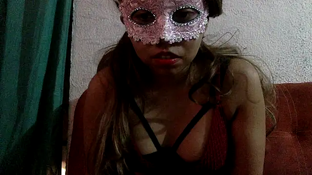 Snapshot of sharonlopez9611 chatting on 02-20-25, 05:01 sharonlopez9611 online show from 02-20-25, 05:01