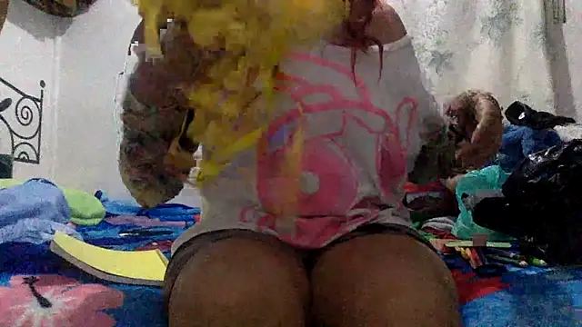 Snapshot of sharonlopez9611 chatting on 09-17-25, 04:36 sharonlopez9611 online show from 09-17-25, 04:36