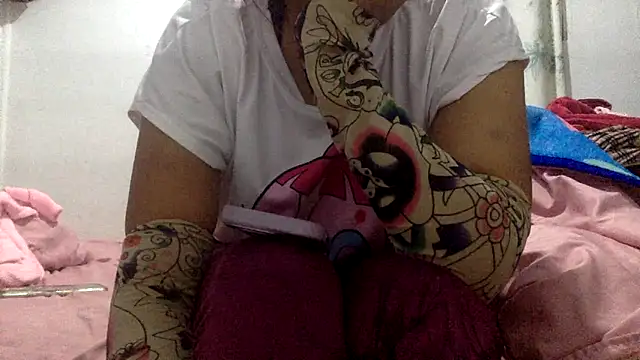 Snapshot of sharonlopez9611 chatting on 09-20-25, 03:29 sharonlopez9611 online show from 09-20-25, 03:29