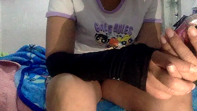 sharonlopez9611 online show from 02-18-26, 02:29