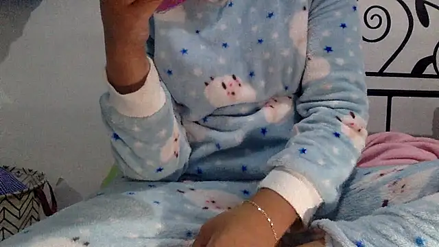 sharonlopez9611 online show from 02-19-26, 03:35