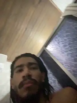 Snapshot of Mineirinho043 chatting on 06-16-26, 01:03 Mineirinho043 online show from 06-16-26, 01:03