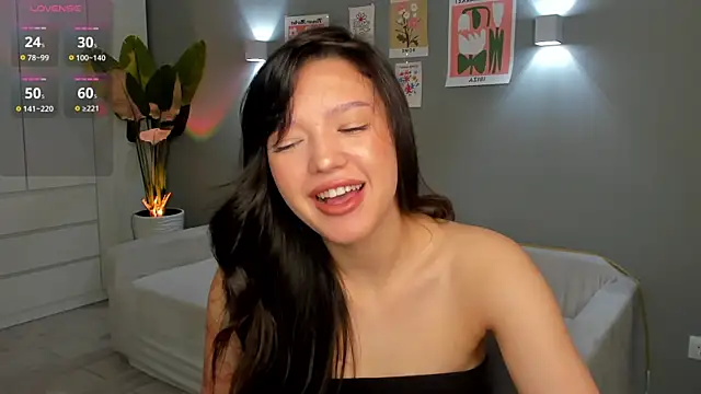 RikoAsada online show from 11-15-25, 07:05