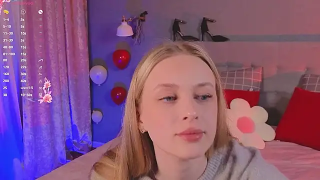 Snapshot of soft_babe chatting on 02-20-26, 09:37 soft babe online show from 02-20-26, 09:37