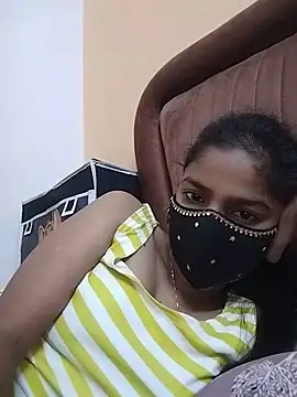 Snapshot of fuungirl38 chatting on 07-19-26, 07:12 fuungirl38 online show from 07-19-26, 07:12