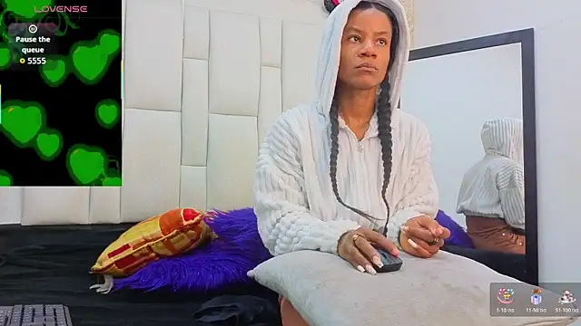 dafnnelewis online show from 05-02-26, 11:26