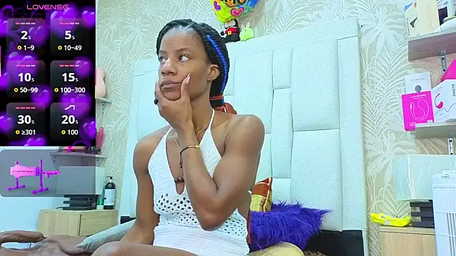 dafnnelewis online show from 06-19-26, 11:25