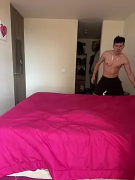 Maggie Geller online show from 10-12-25, 07:46