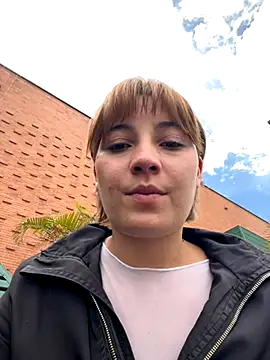 Maggie Geller online show from 12-04-25, 06:38