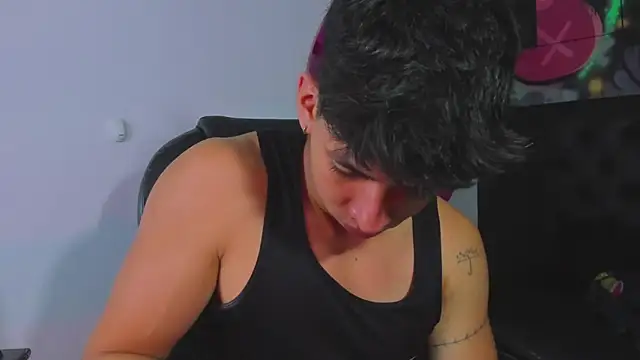 ISAAC CRYSTON online show from 10-01-25, 07:53