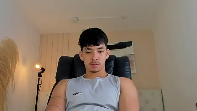 ISAAC CRYSTON online show from 11-06-25, 07:59