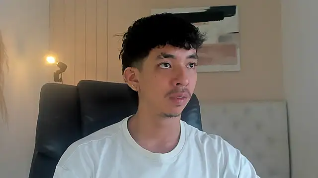 ISAAC CRYSTON online show from 11-07-25, 08:42