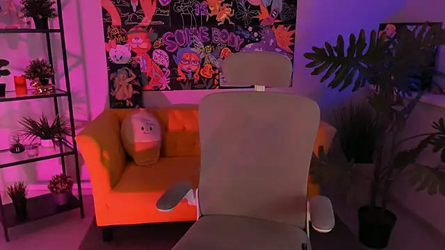 Snapshot of KiraMontoya chatting on 03-01-25, 08:53 KiraMontoya online show from 03-01-25, 08:53