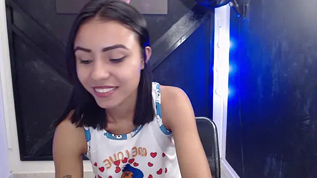 Snapshot of julieta_fn chatting on 03-12-25, 07:06 julieta fn online show from 03-12-25, 07:06