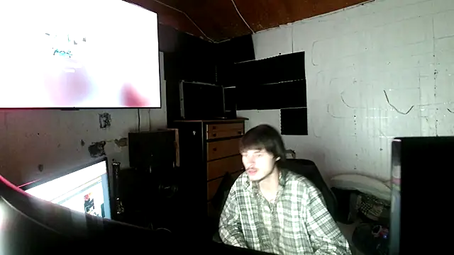 Snapshot of nuttyking2022 chatting on 11-01-25, 07:43 nuttyking2022 online show from 11-01-25, 07:43