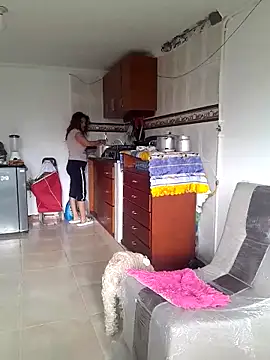 jeans and emma online show from 03-18-25, 05:10