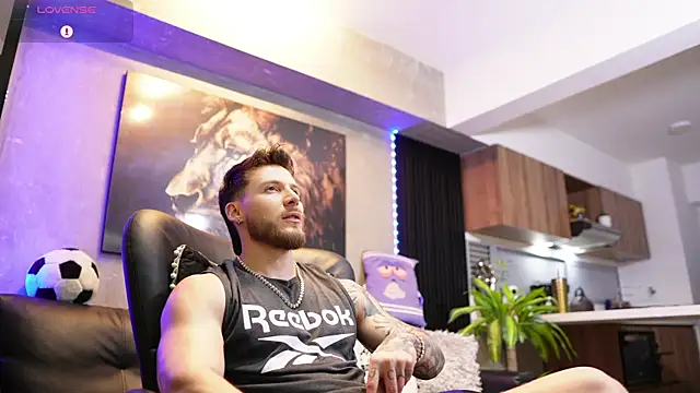 Snapshot of David_blake_ chatting on 02-25-26, 05:39 David blake online show from 02-25-26, 05:39