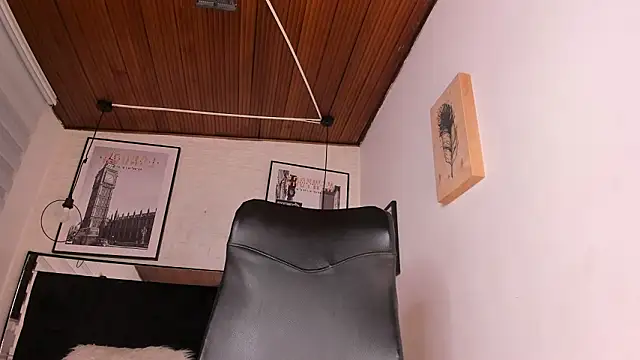 tylla  online show from 02-02-26, 08:07