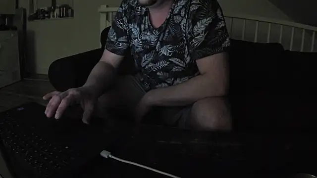 YourLoveBoyKevin online show from 02-28-25, 09:44