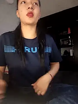 CuteHarper online show from 10-22-25, 01:50