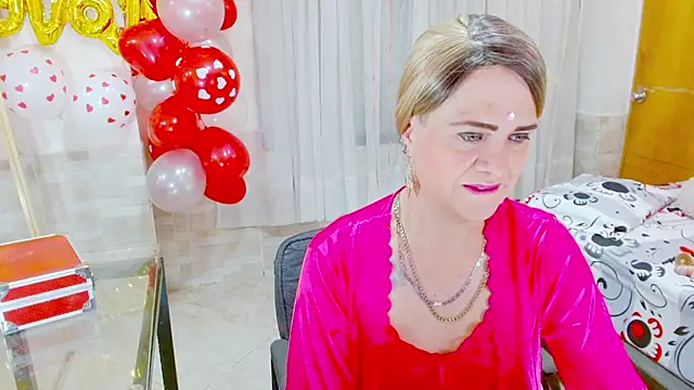 Snapshot of Dolldirtyxxx chatting on 02-19-26, 04:19 Dolldirtyxxx online show from 02-19-26, 04:19