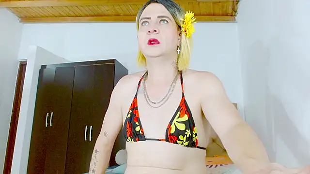 Dolldirtyxxx online show from 06-25-26, 06:51