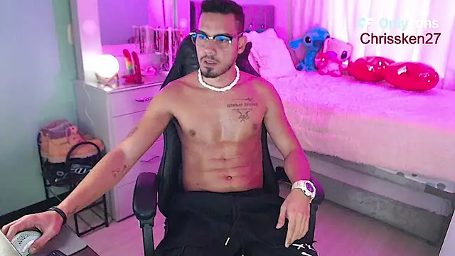 Snapshot of Chrissken chatting on 02-18-25, 03:10 Chrissken online show from 02-18-25, 03:10